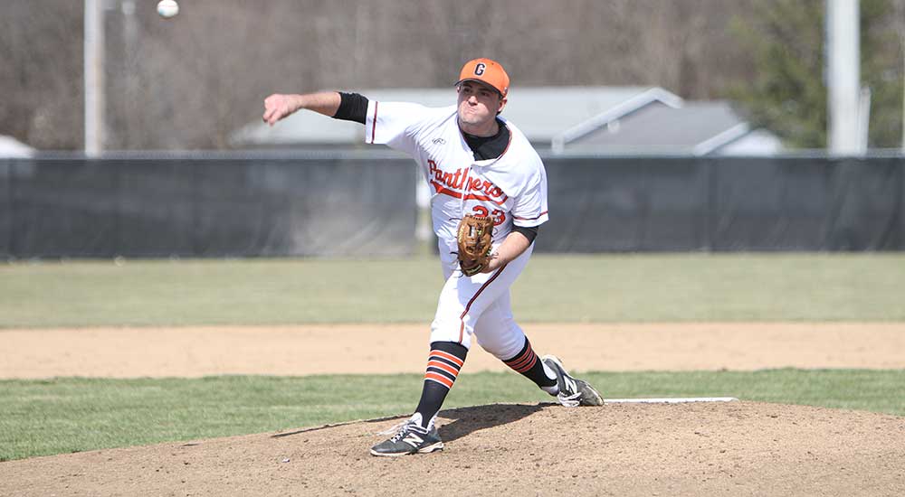 Baseball topped in two one-run games at Webster