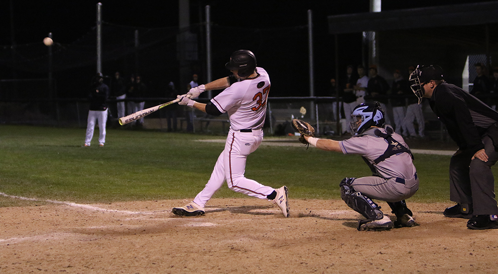 Baseball suffers doubleheader defeat against Webster