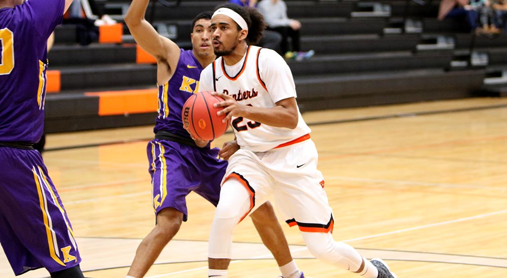 Men's basketball keeps pace in SLIAC with win over MacMurray