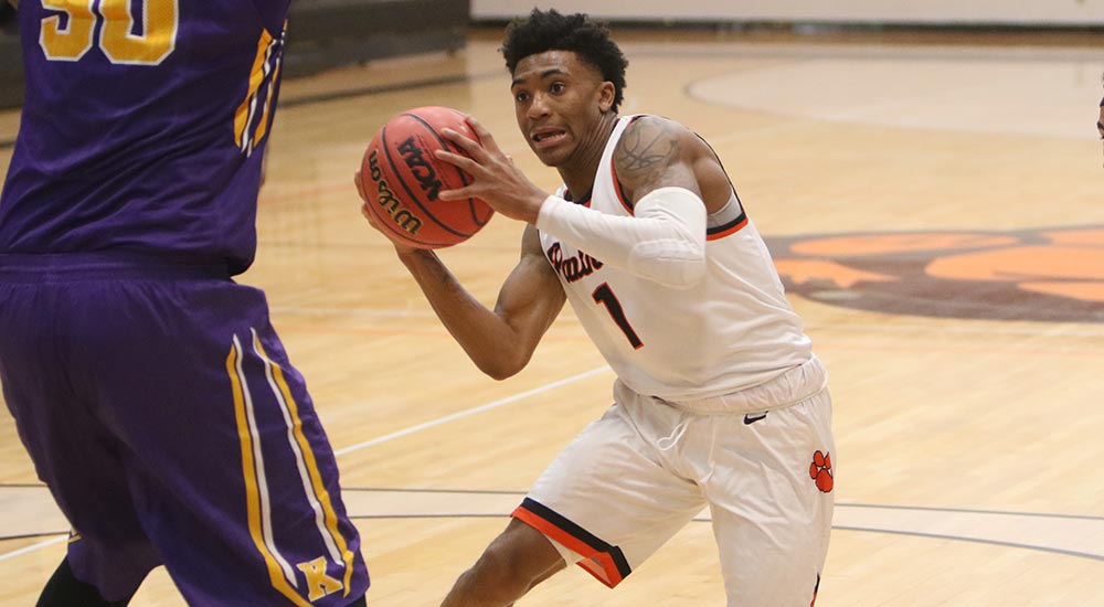 Men's basketball receives 33 points from Dix in loss to Redlands
