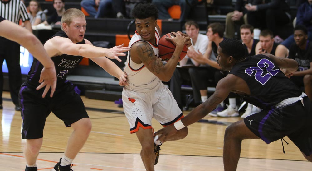 Men's basketball sidetracked by Westminster on the road