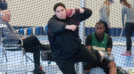 Men's track and field led by Williams and Sharp at Illinois Wesleyan