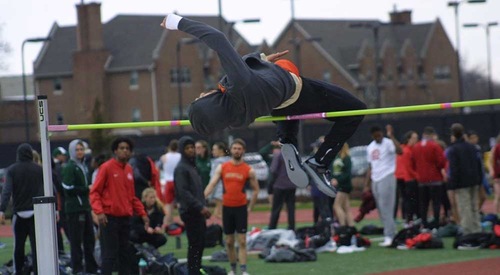 Men's track and field places third at Washington-St. Louis