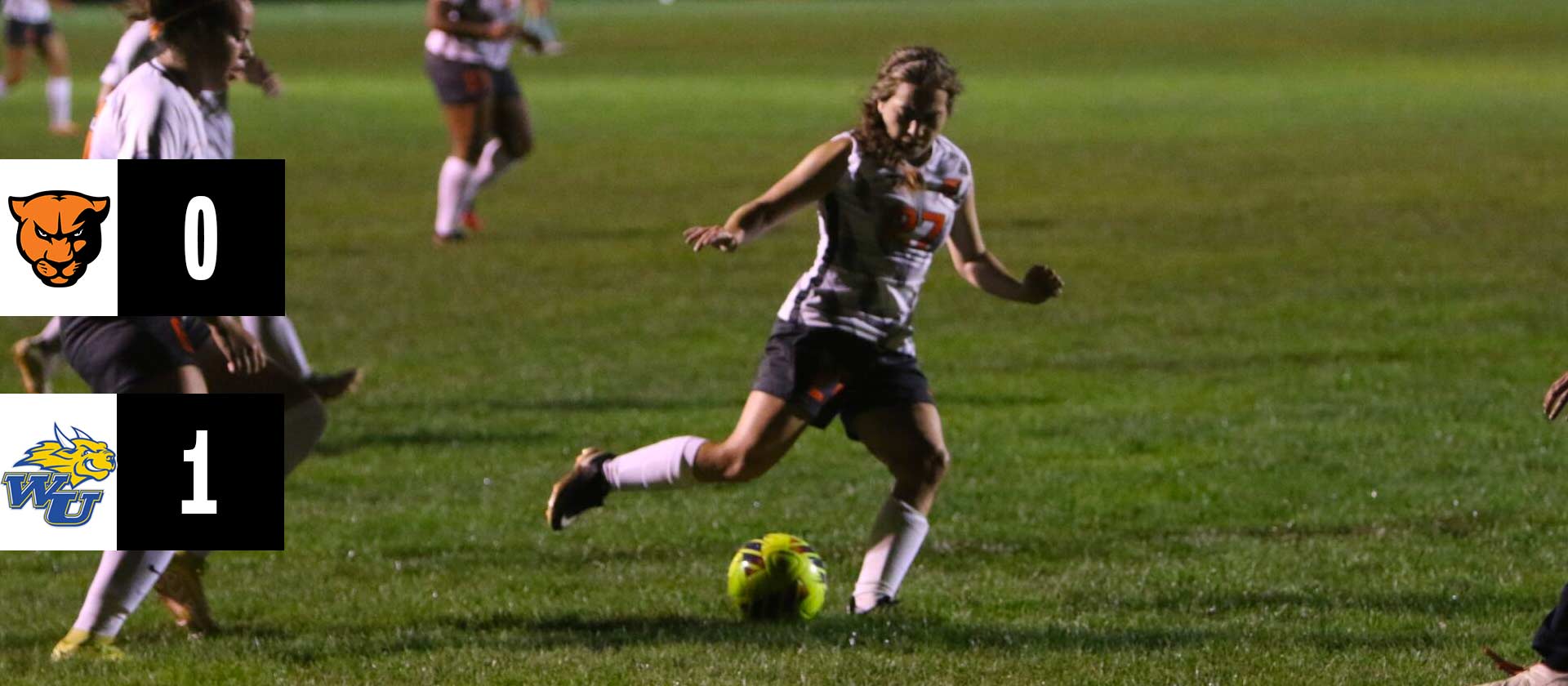 Women's soccer defeated by Webster 1-0 in Homecoming match