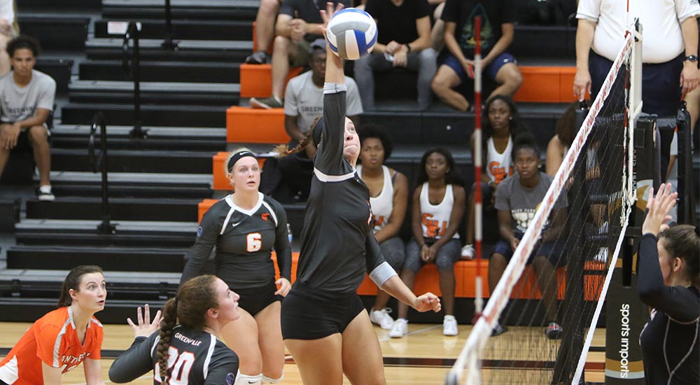 Women's volleyball earns 20th win at Eureka