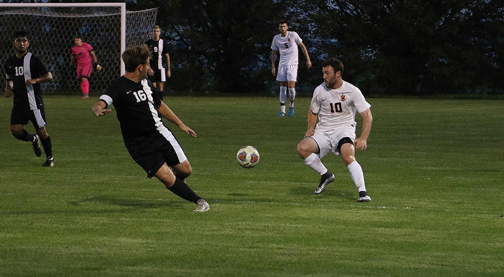 Men's soccer hangs tight with Webster in shutout loss
