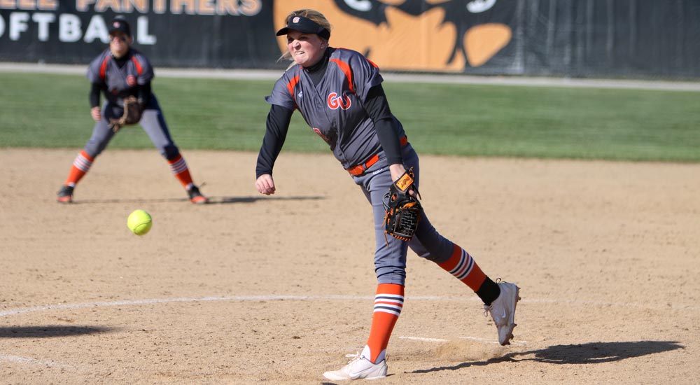 Softball tops Fontbonne in Wednesday DH