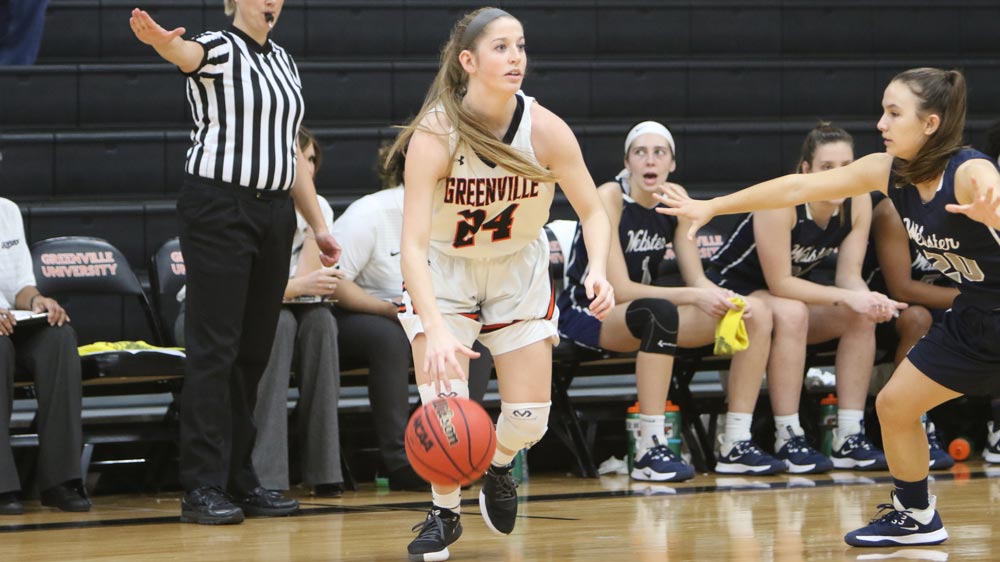 Women's basketball rolls in 40 point win at MacMurray
