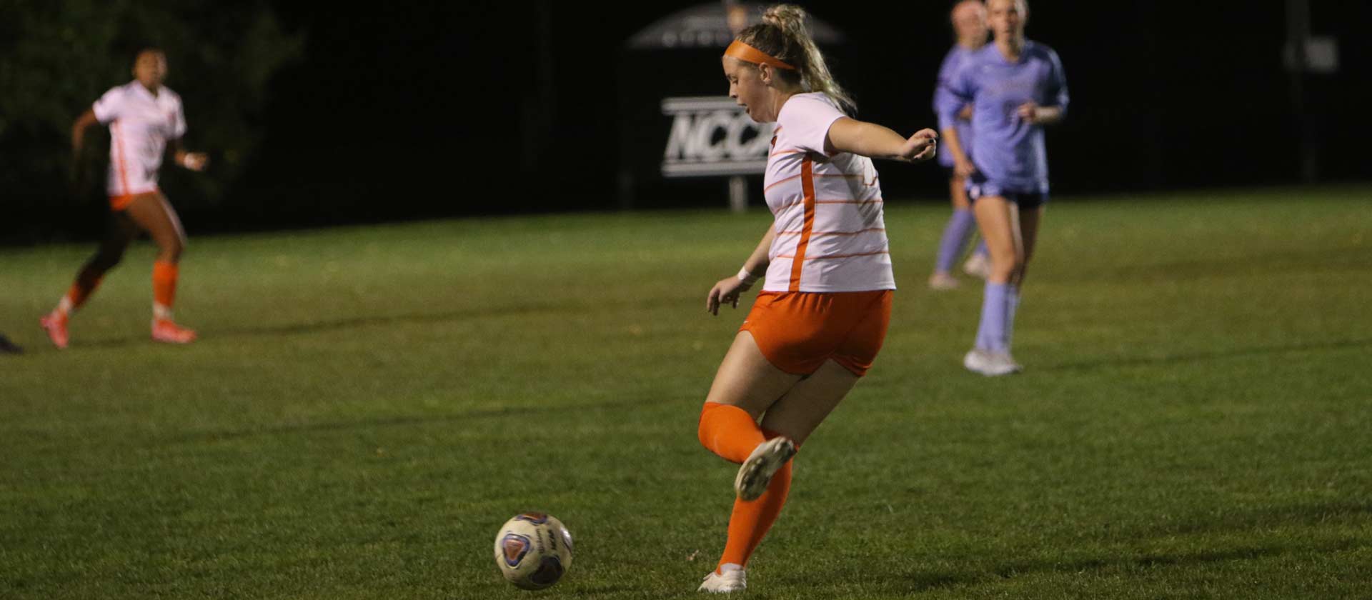 Women's soccer disappointed with 1-0 OT loss at Webster