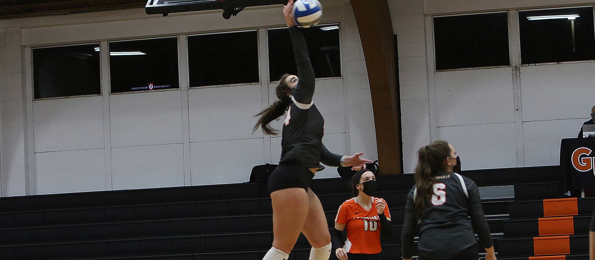 No. 25 women's volleyball sweeps Blackburn in three sets