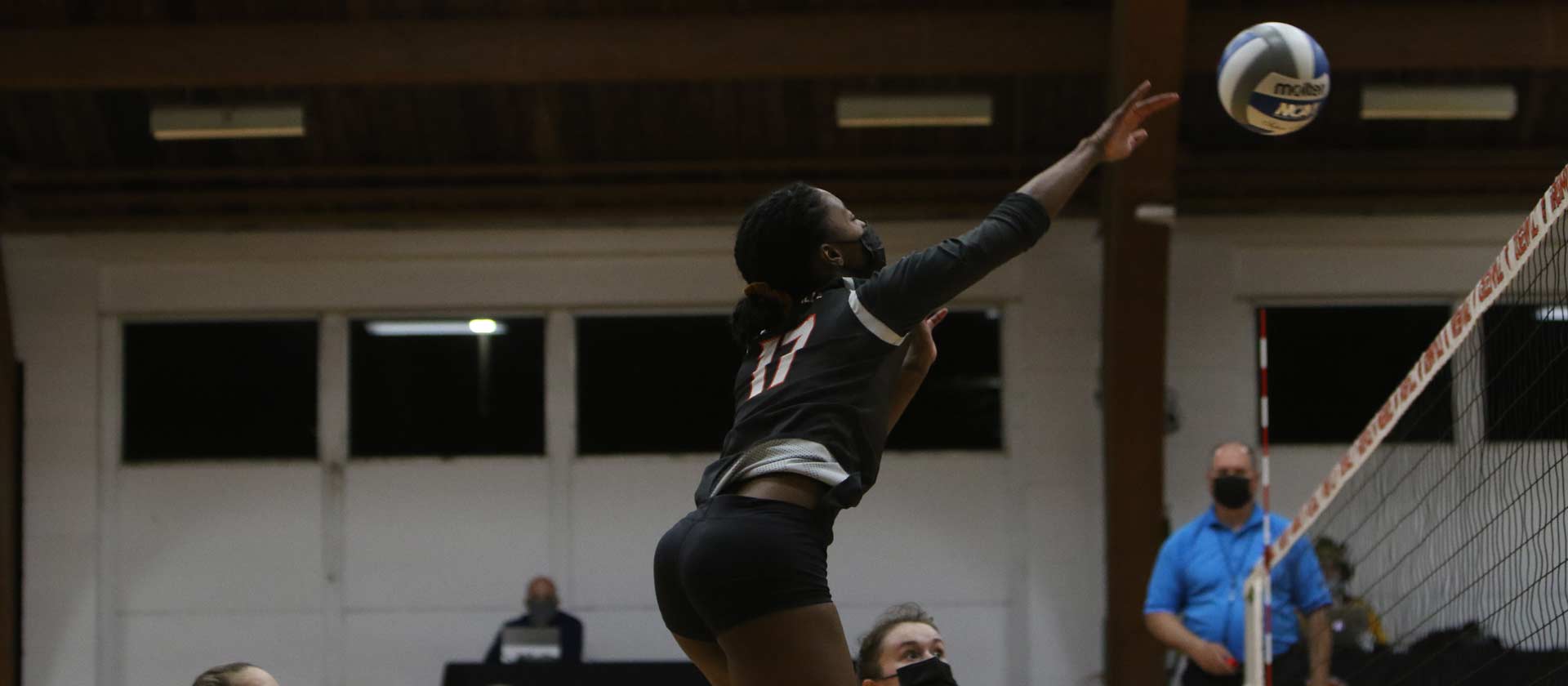No. 25 women's volleyball tops Iowa Wesleyan for second time