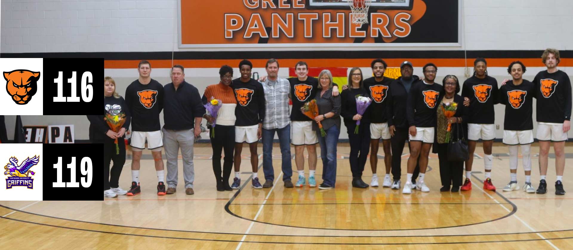 Men's basketball drops senior day contest 119-116 to Fontbonne