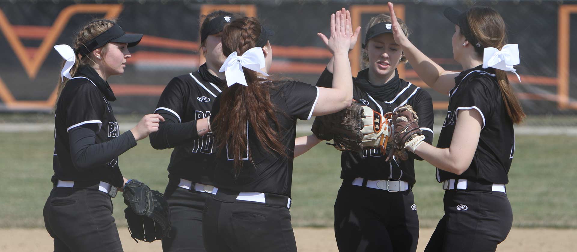 Softball defeats Maryville in one of two at Maryville