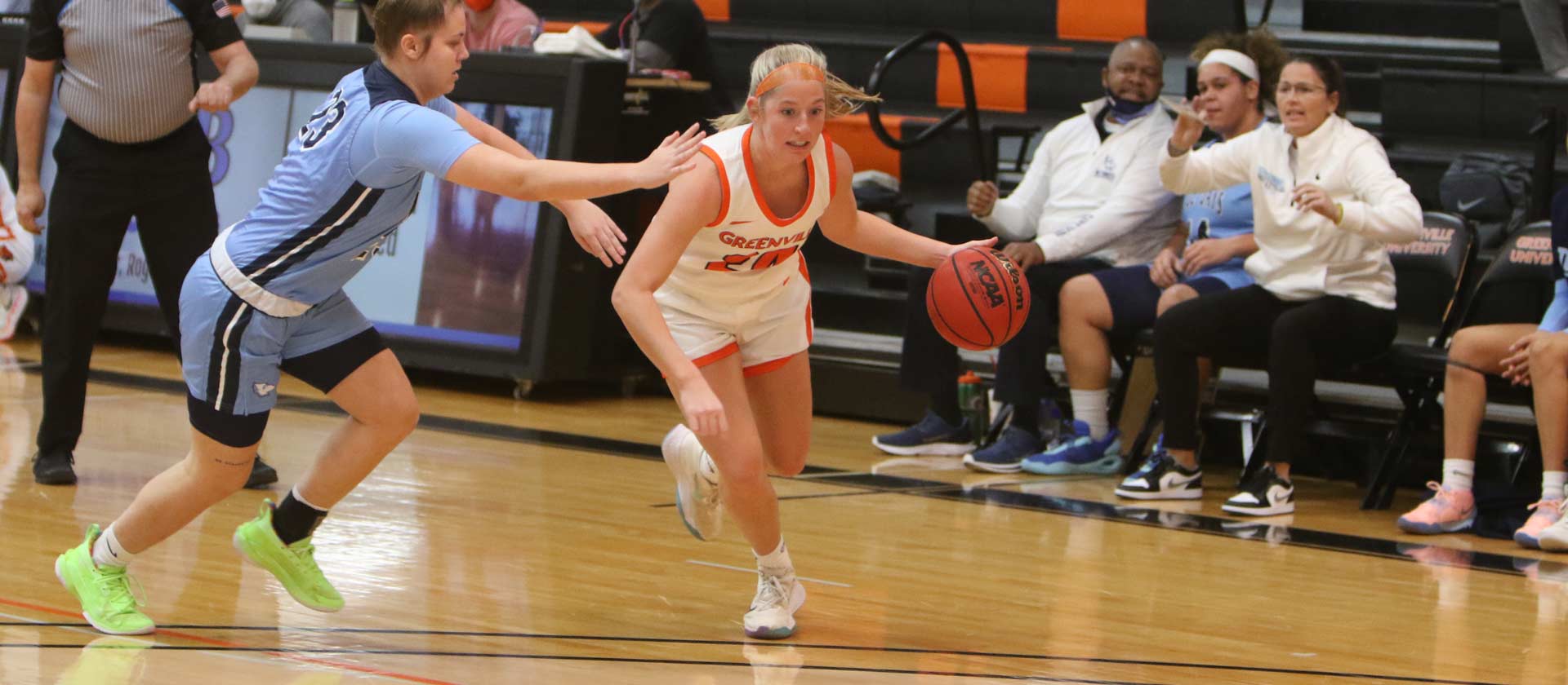 Women's basketball drops second contest against Webster
