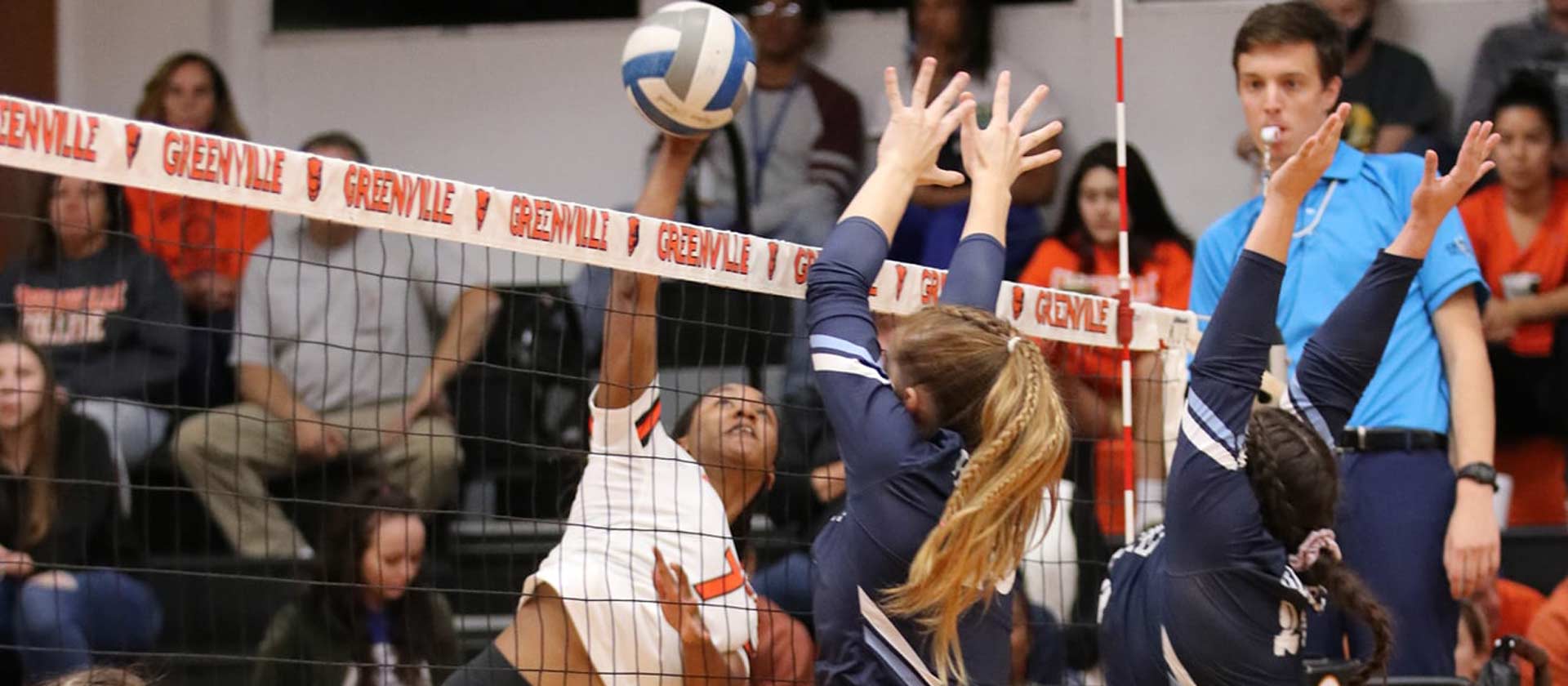 Women's volleyball falls in two matches on opening night in Iowa