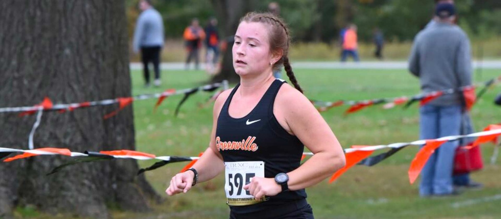 Women's cross country finishes as runner up at Greenville Classic